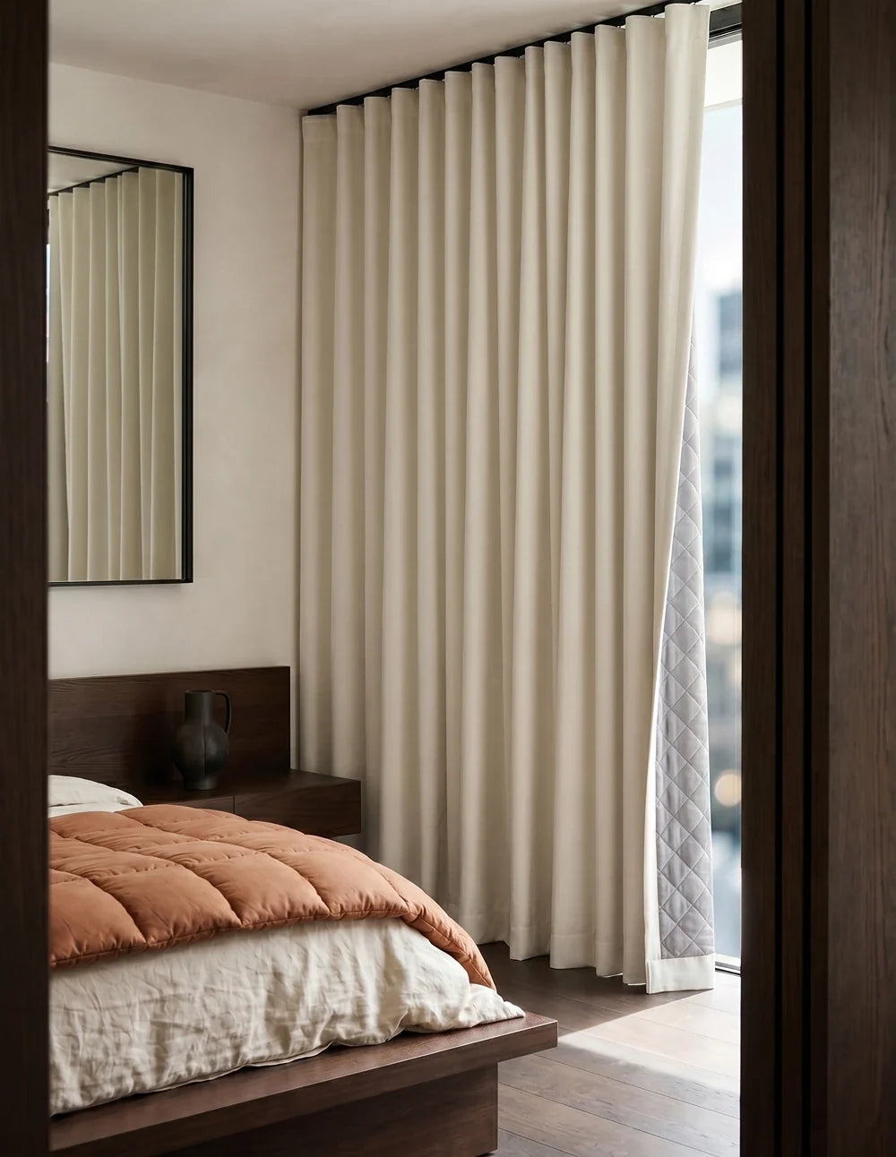Salon cocooning : ce que les rideaux y font vraiment