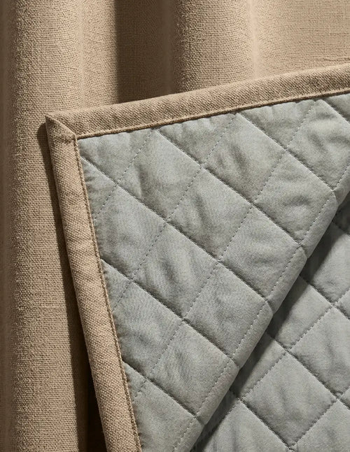 Rideau Crème sur mesure occultant thermique phonique Kurtens — collection Sérénité - Photographie Macro et doublure