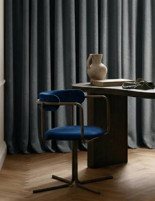 Rideau Gris sur mesure occultant thermique phonique Kurtens — collection Sérénité - Photographie Bureau